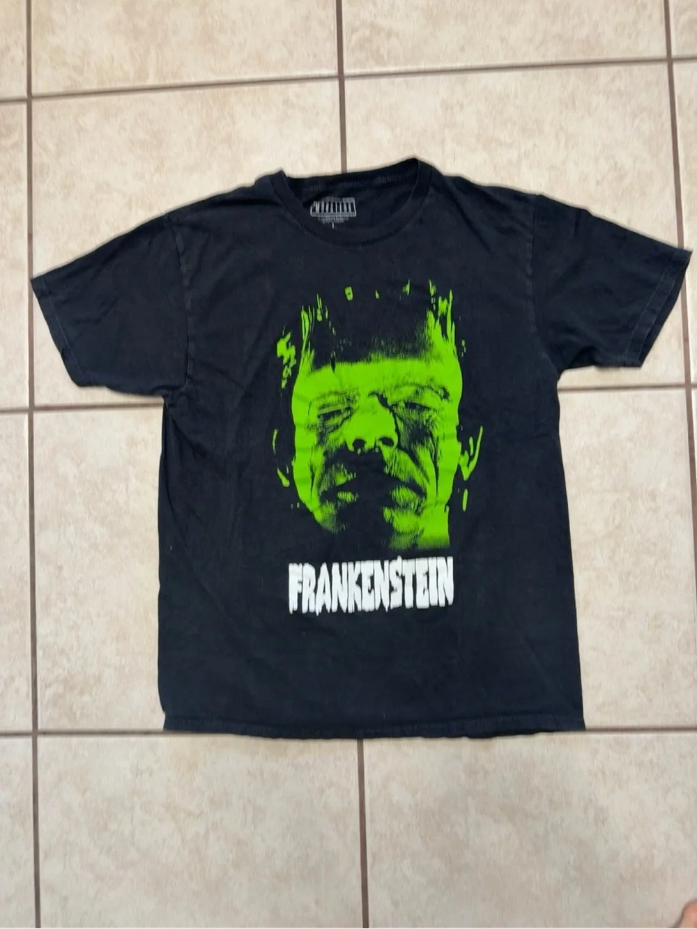 Universal Monsters Frankenstein Graphic T-Shirt Black Size Large